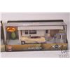 Image 3 : Two 1:43 ( O gauge) dioramas including Rain Man and The Usual Suspects