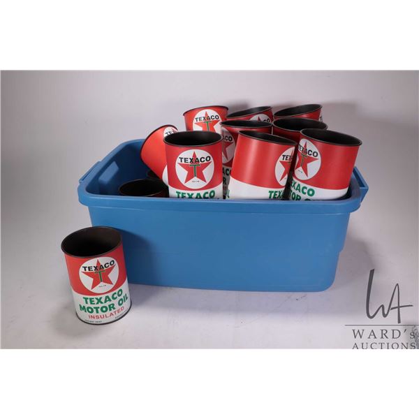 22 Texaco reproduction display oil cans