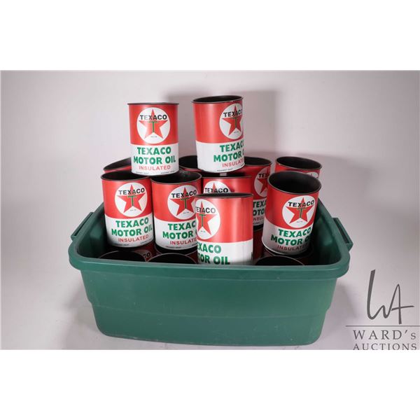 23 Texaco reproduction display oil cans
