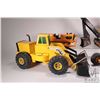 Image 2 : 4 VIntage pressed tin Tonka Toys including front end loader, excavator, grader, and a T6 dozer
