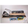 Image 1 : Selection of HO scale train accessories including Athearn GP7 powered CNR engine, GP7 dummy CNR engi