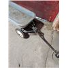 Image 8 : Metal Pull Wagon with Four Wheels and Handle