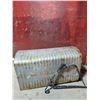 Image 3 : Metal Mailbox With Curved Lid And Mounting Bracket
