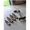 Image 2 : 4 Cast Iron Shoe Forms with Eclipse Shoe Anvil (1894 Patent)
