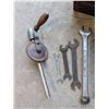 Image 3 : Metal Toolbox with Assorted Hand Tools