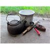 Image 2 : 5 Assorted Vintage Kitchen Tools