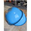 Image 11 : 5 Vintage Metal Trays and 2 Blue Enamel Bowls