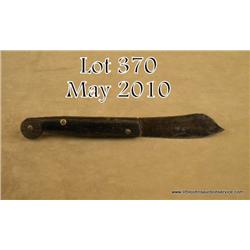 Colonial period fixed blade with carved horn grips  approx. 9” overall with an approx. 3-3/4” blade 