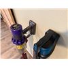 Image 6 : Dyson & Shark Stick Vacuums