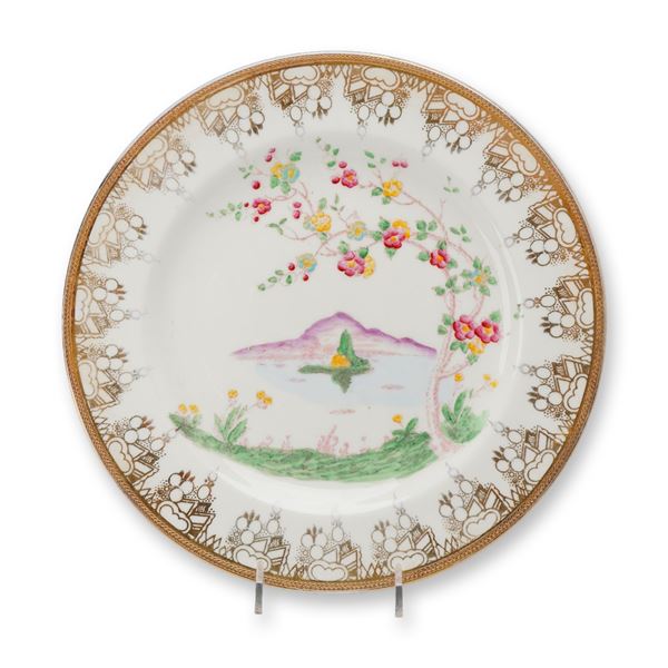 Wedgwood Hand Painted Bone China Chinoiserie Landscape Plate ca 1920 Rubin Collection