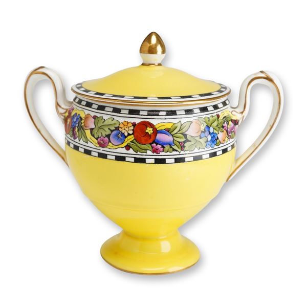 Wedgwood Manilla Pattern Footed Lidded Sugar Bowl