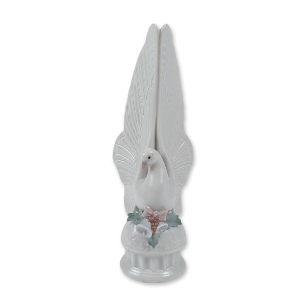 Lladro Spanish Porcelain Message of Peace Figurine