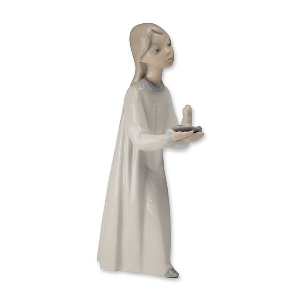 Lladro Porcelain Figurine, Girl with Candle Figurine 01004868