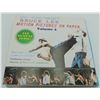 Image 3 : #21 1977 Bruce Lee Motion Pictures on Paper Books