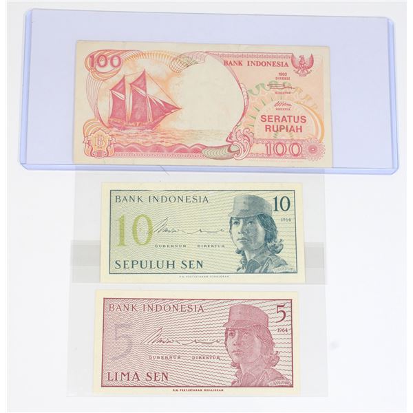#90 Lot of 3 Indonesian 5 10 100 Sen Banknotes