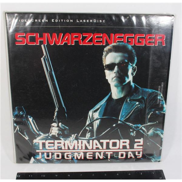 #679 Laserdisc Movie Terminator 2 Judgement Day