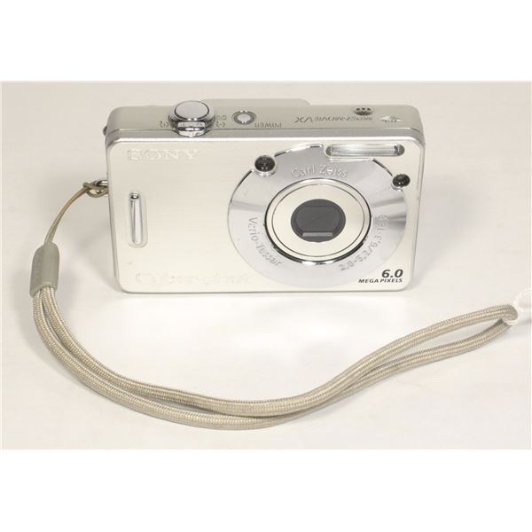 #718 Sony Cyber-Shot Carl Zeiss Digital Camera