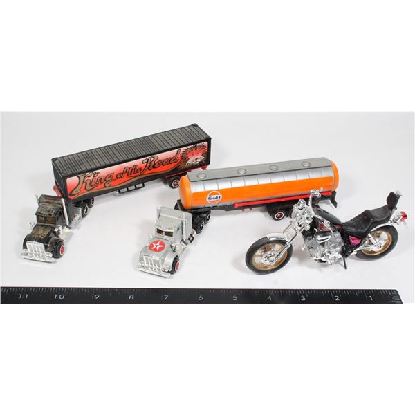 #978 Majorette Kenworth Trucks + Motorcycle Toy
