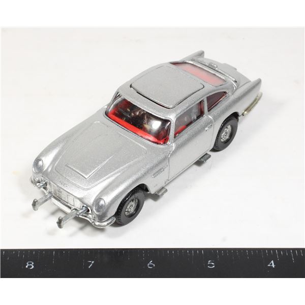 #990 Corgi James Bond 007 Aston Martin DBS