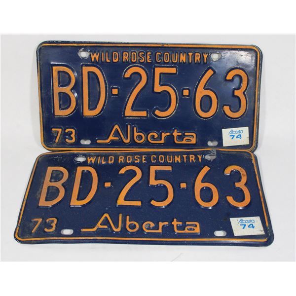 #998 1973 Alberta License Plate Pair BD-25-63