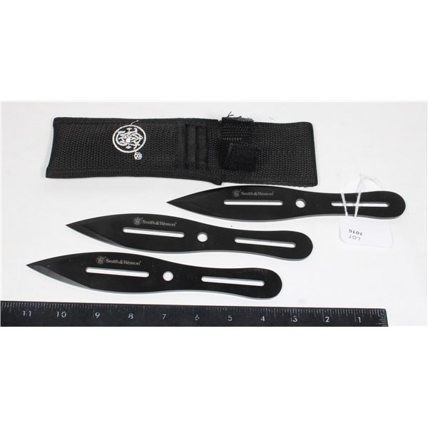 #1016 Smith & Wesson Throwing Knife Set of 3