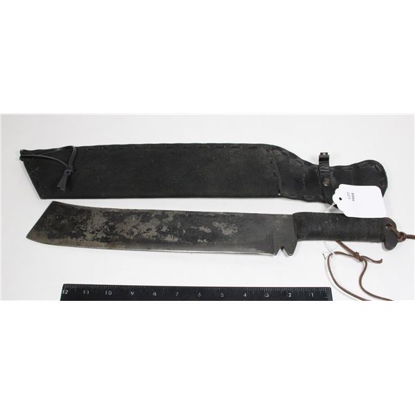 #1025 Large Machette in Scabbard worn