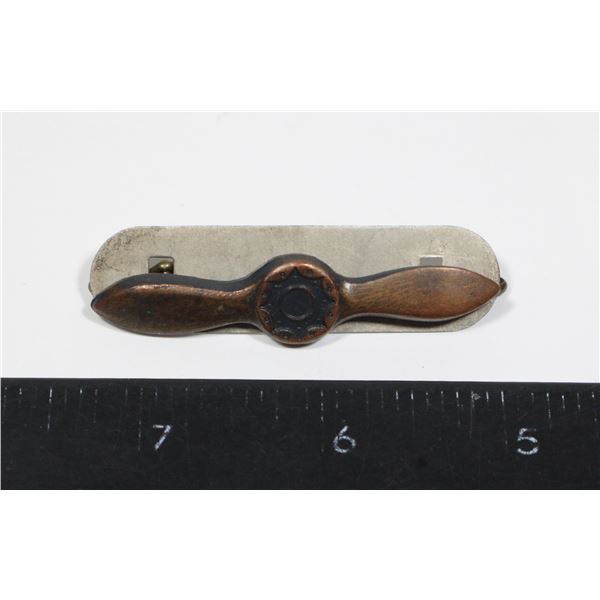 #1040  WW2 Royal Australian Air Force LAC Badge