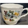 Image 20 : English Fine Bone China Cup and Saucer Sets, 8 Pieces
