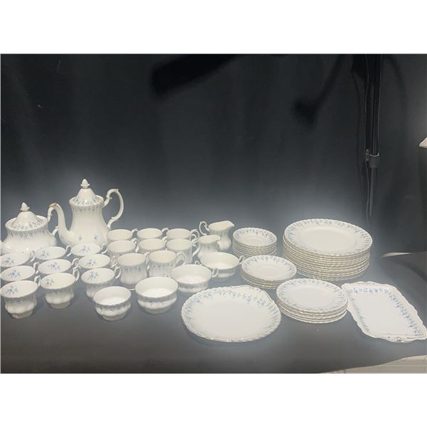 Royal Albert Memory Lane Bone China Dinner and Tea Set, 60 Piece