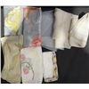 Image 7 : Ladies' Gloves and Scarves