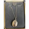 Image 7 : Sterling Silver Oval Locket Necklace, 0.39 Grams