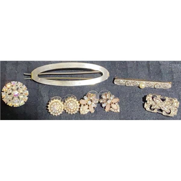 Costume Brooches, Earrings, and Hair Clip Lot