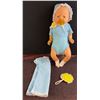 Image 9 : Dolls with Mixed Outfits and Accessories