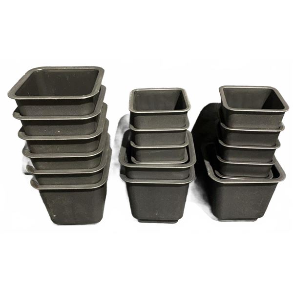 15 Black Plastic Square Plant Pots