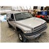 Image 10 : PARKSVILLE - 2002 DODGE RAM GRAY 266904 KMS - 289497-4