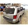 Image 16 : PARKSVILLE - 2010 JEEP GRAND CHEROKEE GREY 162535 MILES - 100929-2