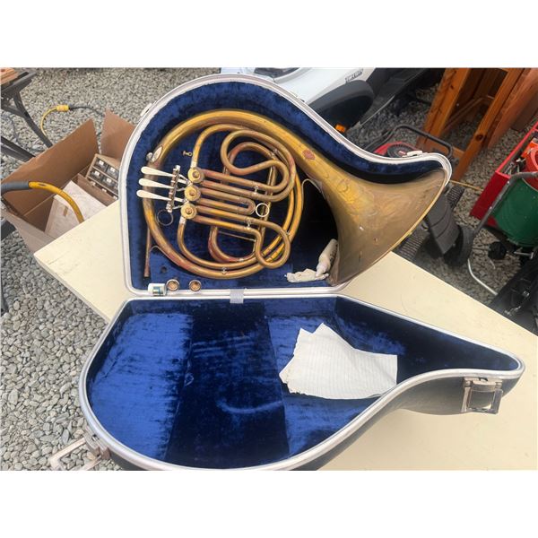 Vintage Brass French Horn with Hardshell Case