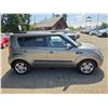 Image 8 : DUNCAN - 2011 KIA SOUL GREY 214906 KMS - 278387-3