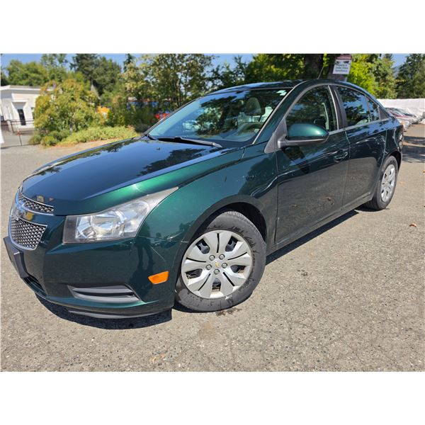 DUNCAN - 2014 CHEVROLET CRUZE GREEN 146000 KMS - 263426-1