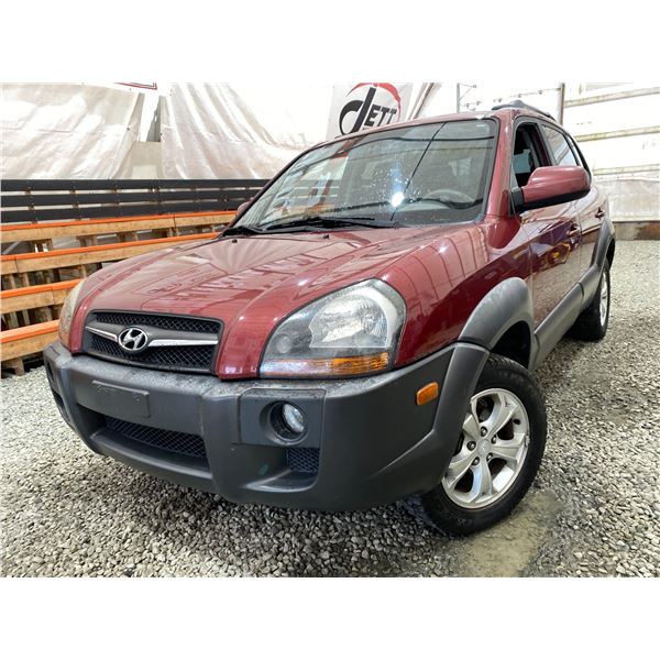 PARKSVILLE - 2009 HYUNDAI TUCSON RED 327614 KMS - 167900-3