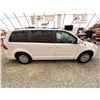 Image 11 : PARKSVILLE - 2009 VOLKSWAGEN ROUTAN WHITE 228826 KMS - 579354-2