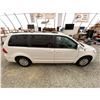 Image 12 : PARKSVILLE - 2009 VOLKSWAGEN ROUTAN WHITE 228826 KMS - 579354-2