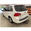 Image 20 : PARKSVILLE - 2009 VOLKSWAGEN ROUTAN WHITE 228826 KMS - 579354-2