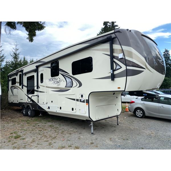 PARKSVILLE - 2019 JAYCO NORTHPOINT BROWN -  LZ0103-3