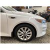 Image 25 : PARKSVILLE - 2017 KIA OPTIMA WHITE 178746 KMS - 154233-2