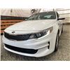 Image 2 : PARKSVILLE - 2017 KIA OPTIMA WHITE 178746 KMS - 154233-2