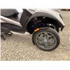 Image 9 : PARKSVILLE - 2016 PIAGGIO MP3 SILVER 13386 KMS - 000550
