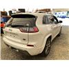 Image 16 : PARKSVILLE - 2019 JEEP CHEROKEE WHITE 170814 KMS - 361317-3