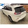 Image 23 : PARKSVILLE - 2019 JEEP CHEROKEE WHITE 170814 KMS - 361317-3
