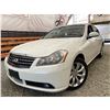 Image 1 : PARKSVILLE - 2006 INFINITI M35 WHITE 214613 KMS - 252237-2